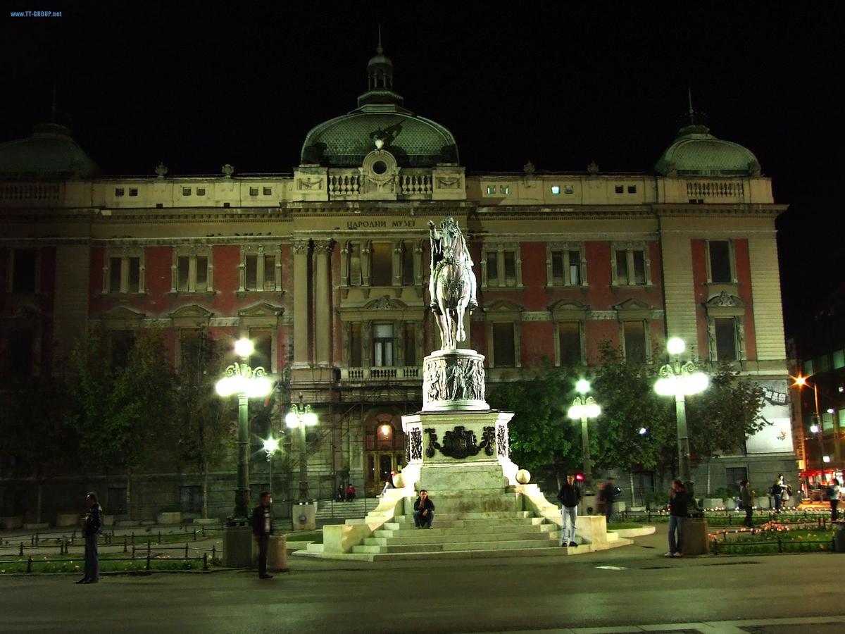 De Luxe Republic Square Apartment Of 100Sqm Belgrad Exterior foto