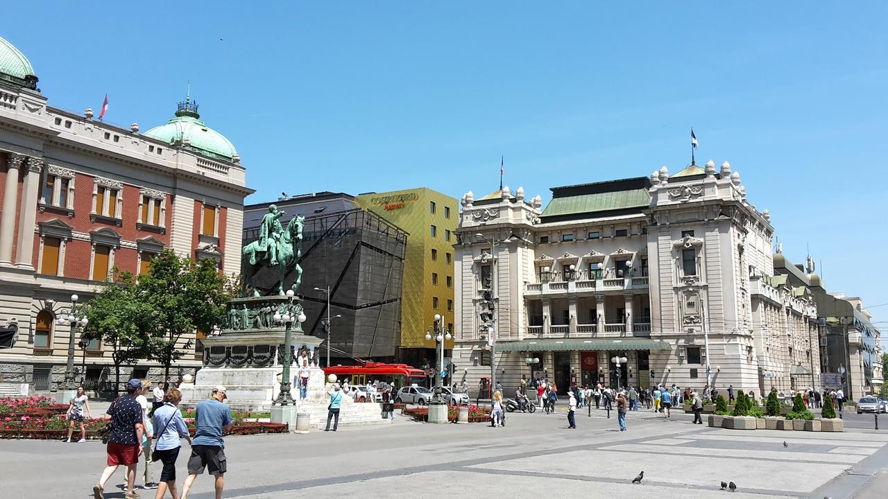 De Luxe Republic Square Apartment Of 100Sqm Belgrad Exterior foto